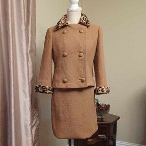 Light Brown Boucle 1960s Double-Breasted  Suit Leopard Trim Audrey Hepburn Style